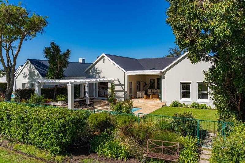 To Let 3 Bedroom Property for Rent in Steenberg Estate Western Cape